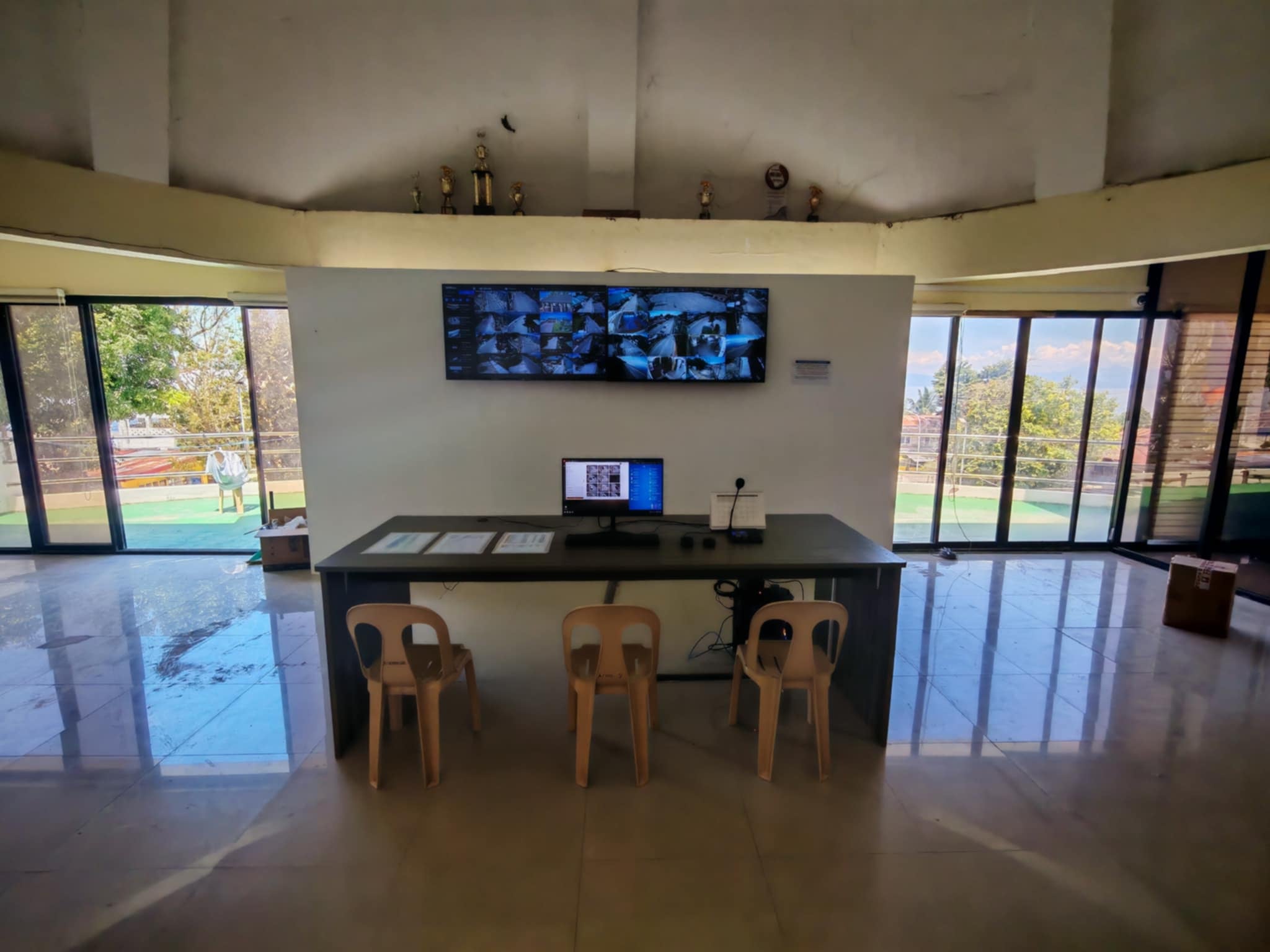 Institutional IT Hardware and Display Systems