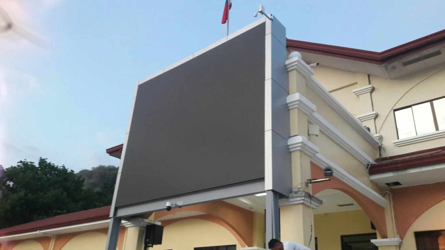 Outdoor LED Display Installation